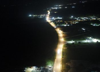 Edeeste ilumina principal acceso a Higüey con inversión superior a RD 8.2 millones