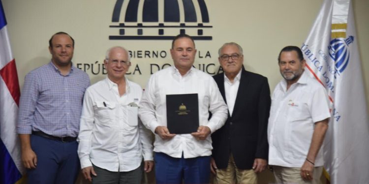 Gobierno extiende subsidio a fertilizantes y supera los RD 2,151 millones para proteger producción y estabilidad de los alimentos