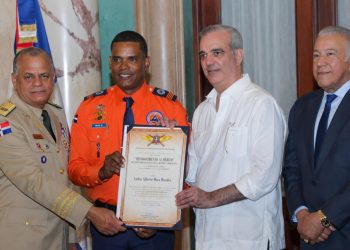 Gobierno venezolano confiere a RD Orden Héroe de Venezuela por invaluable contribución ante terremotos que afectaron esa nación el pasado 24 de junio