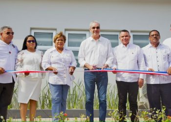 Presidente Abinader inaugura Hospital Hacienda Estrella renovado