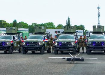 Presidente Abinader entrega blindado Furia VBD-2 y modernos equipos para reforzar la defensa nacional