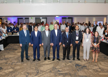 Rodrigo Castañeda, representante de la FAO, felicita a la República Dominicana por alcanzar la meta de Hambre Cero