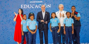 Presidente Abinader da inicio al año escolar 2026-2027 con más de dos millones de estudiantes convocados