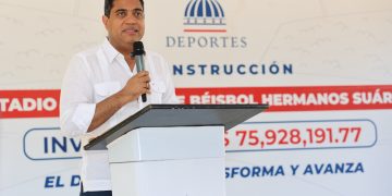 Kelvin Cruz inicia reconstrucción del estadio Hermanos Suárez en SJM con inversión de RD$75.9 millones