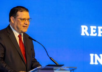 Ministro de Industria Comercio y Mipymes, Eduardo Sanz Lovatón, anuncia “Empresas en 24 Horas”, iniciativa que busca reducir la burocracia y tiempo de constitución de empresas
