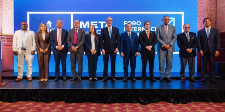 Presidente Luis Abinader resalta avances de Meta RD 2036 y señala reducción de la pobreza de 25.9 % a 17 % como muestra del progreso hacia el objetivo de duplicar la economía