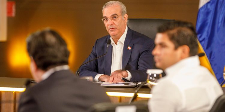 El monorriel de Santiago entrará en prueba el próximo mes de octubre