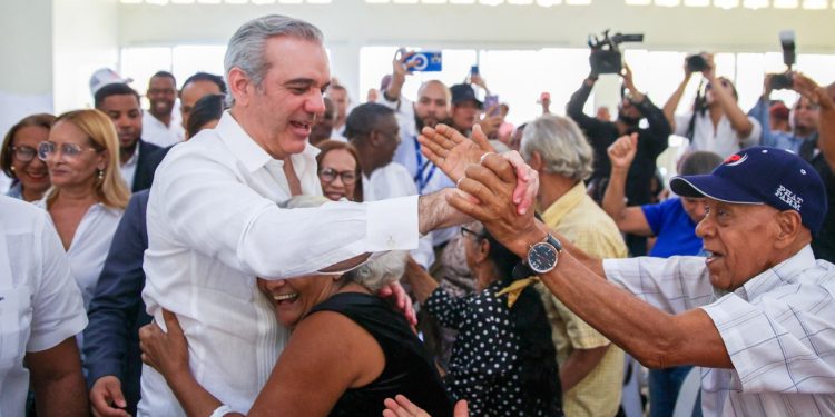 Presidente Luis Abinader encabezará el lanzamiento del programa “El Presidente en el Barrio” este fin de semana.