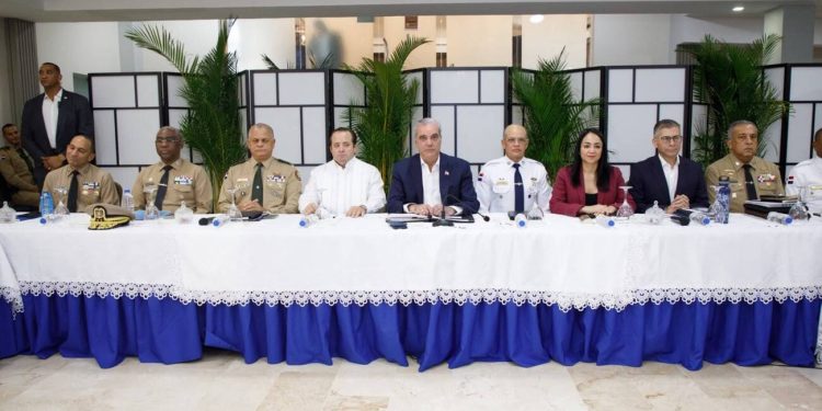 Presidente Luis Abinader encabeza evaluación de las acciones del Plan de Seguridad Ciudadana